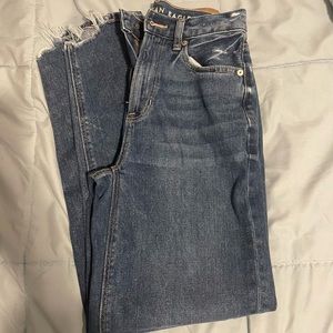 American eagle mom jean